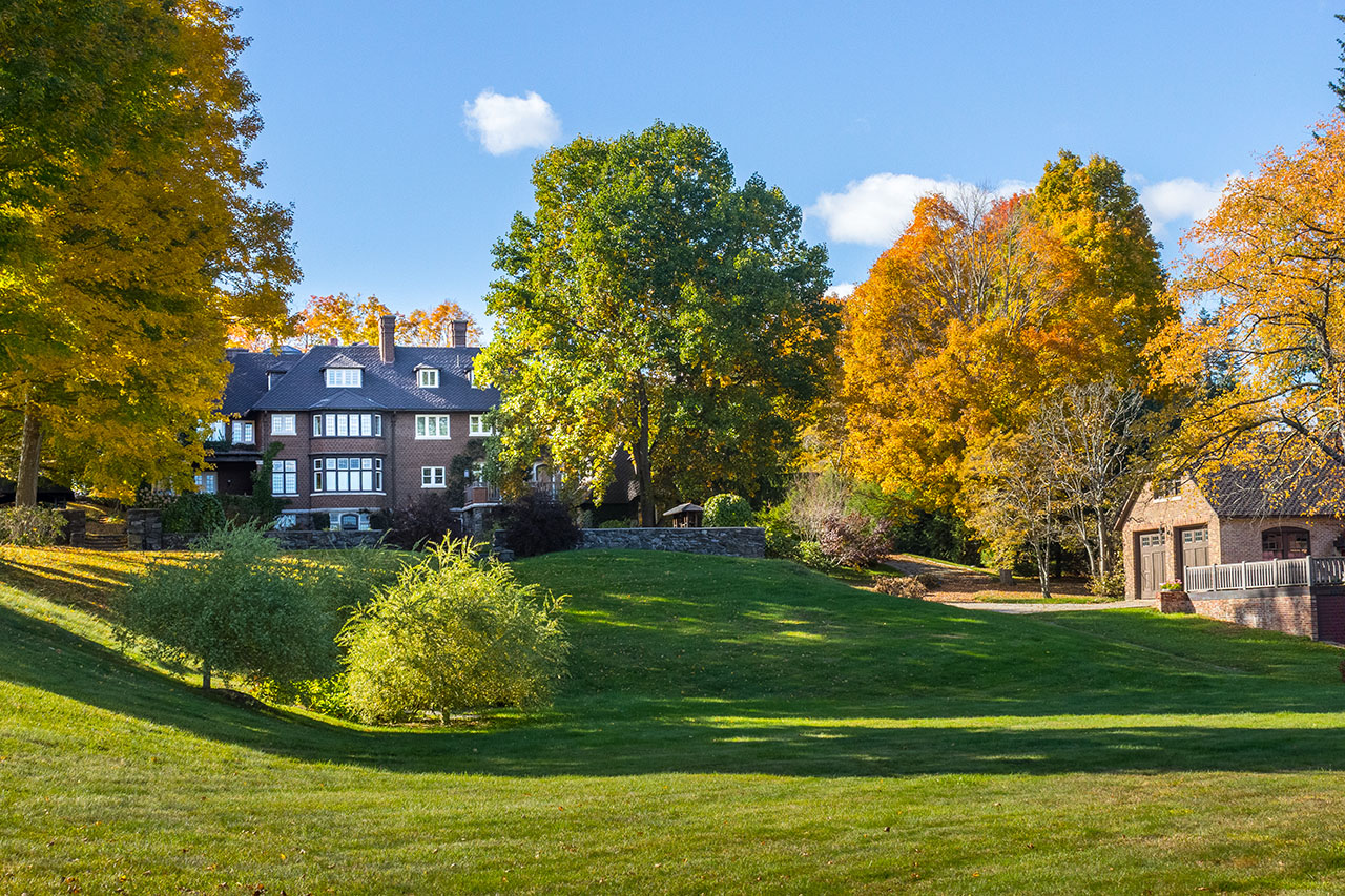 Country Thanksgiving: The Morewood