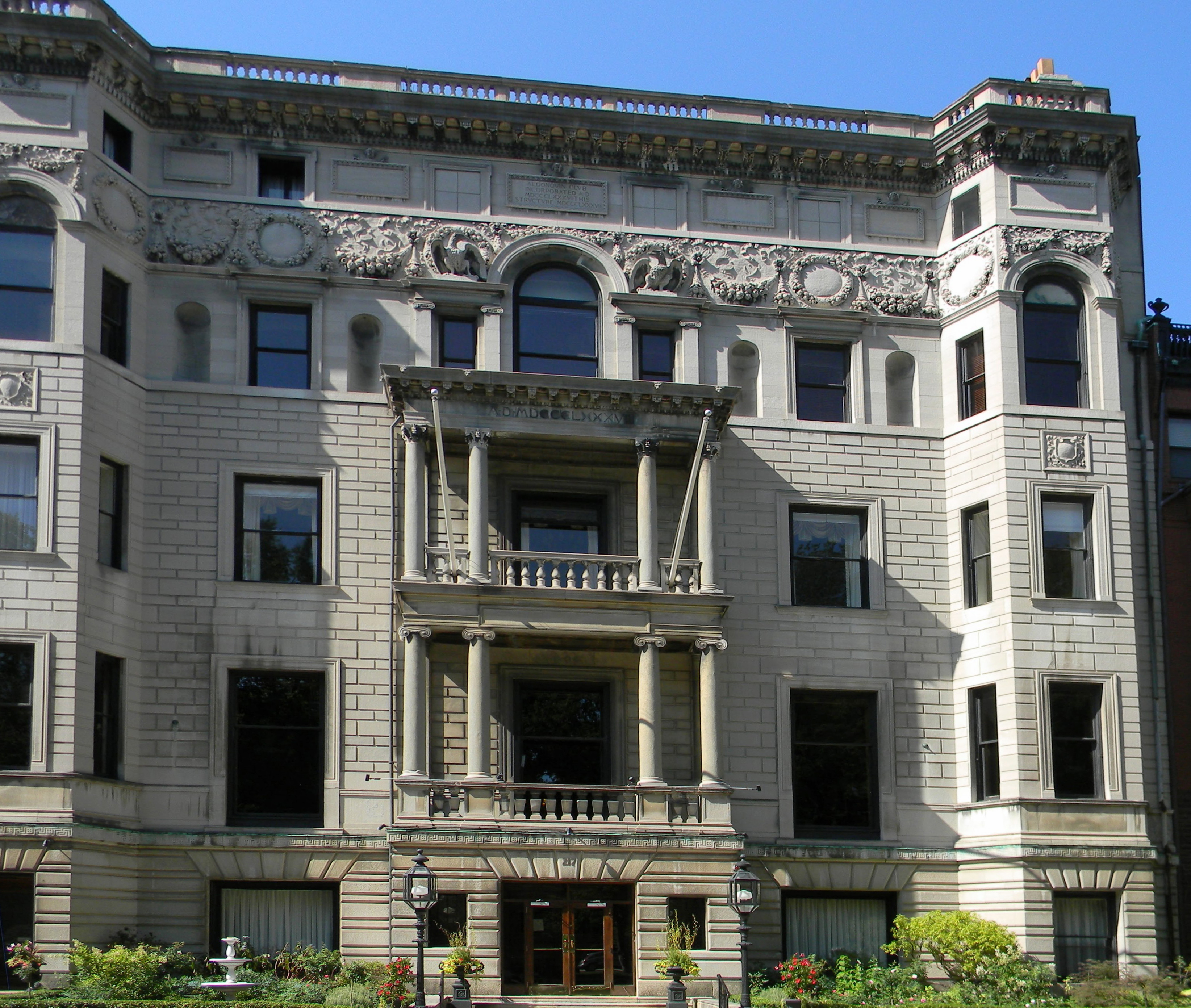 Algonquin Club2