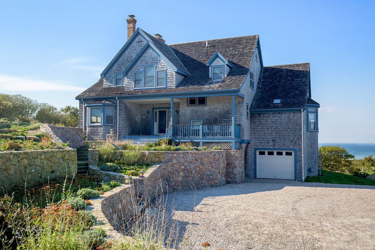 Coastal Rhode Island, Sundown Compound