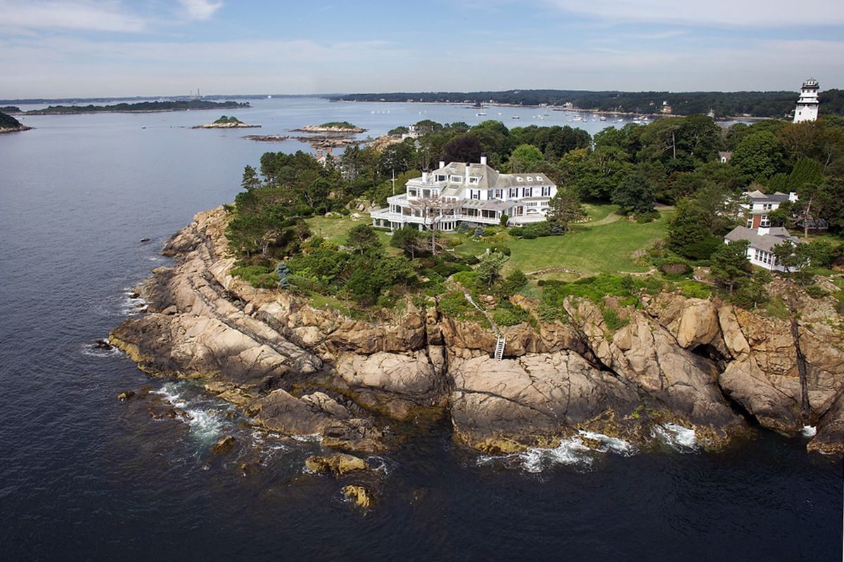 19 Smith's Point