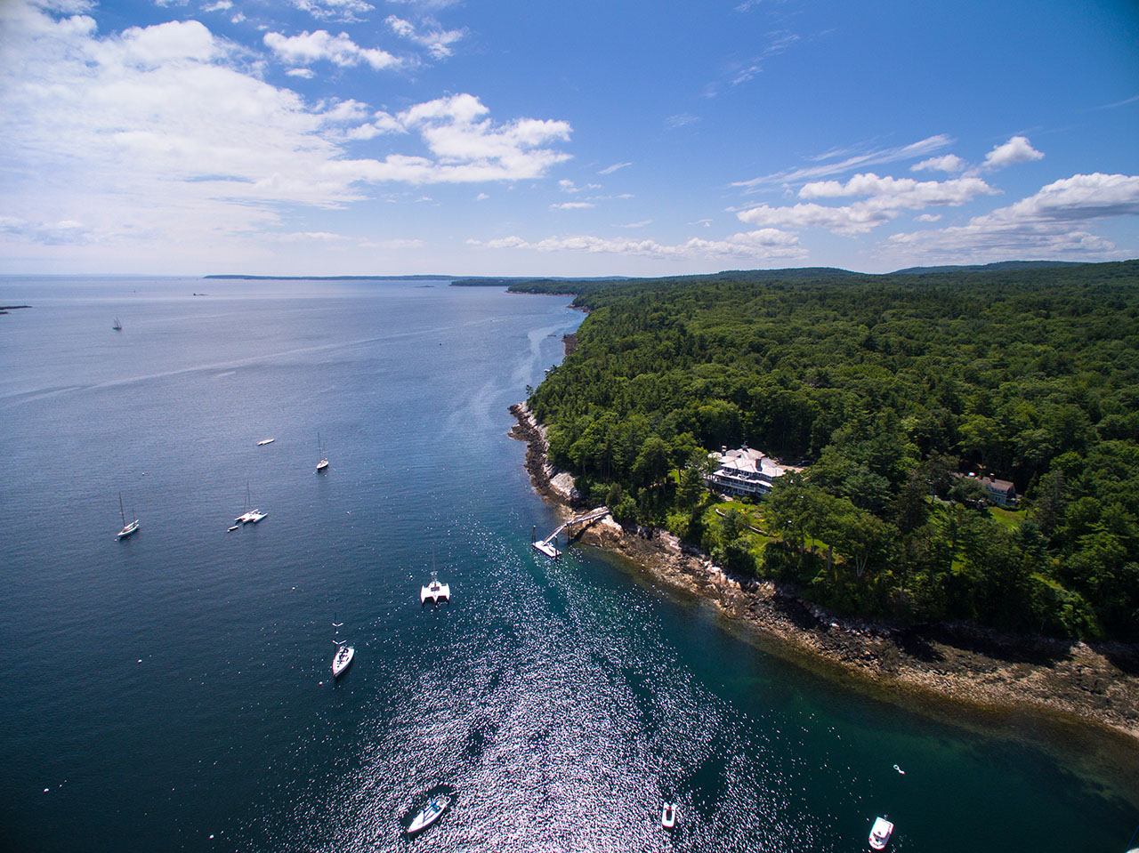 1 Sea Street, located in Rockport, Maine