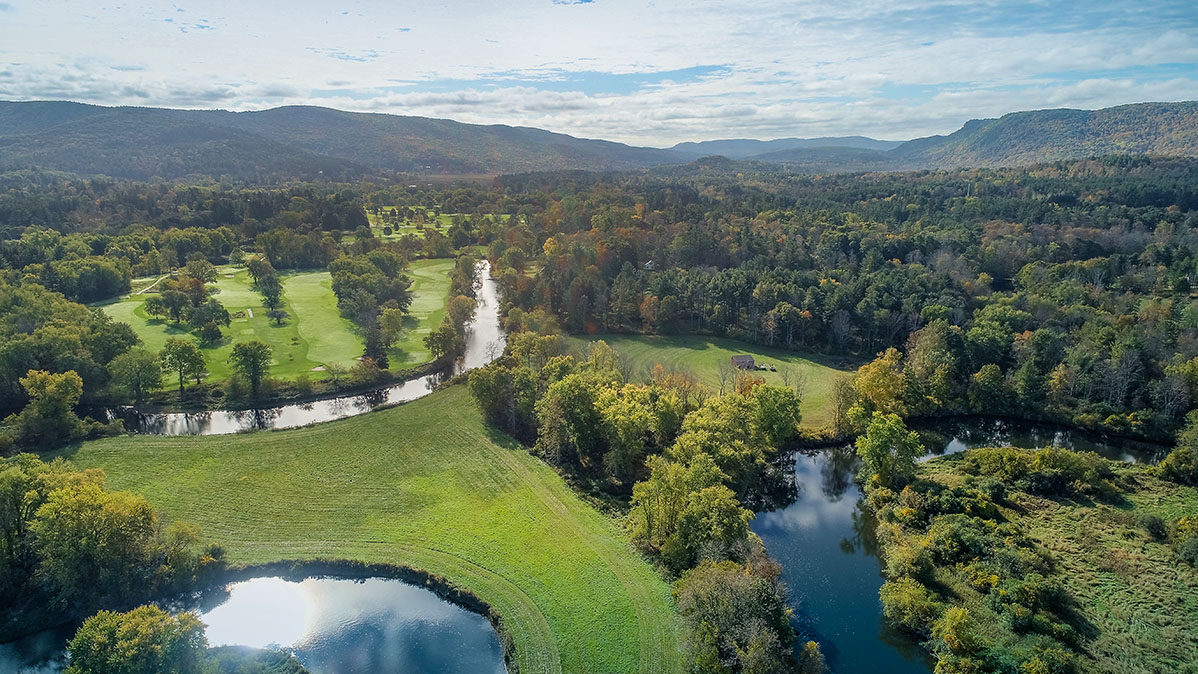 land offering: Longfellow's Oxbow. MA1933_1-2_CC