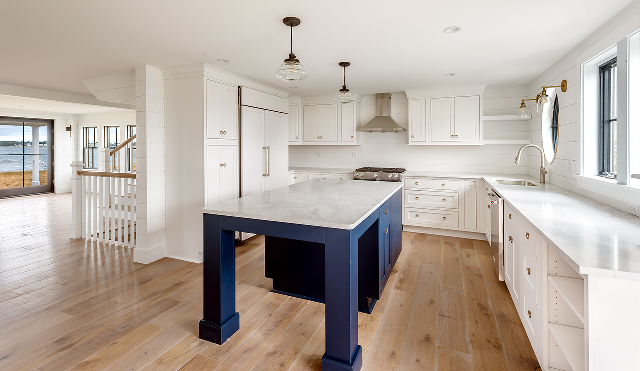 Stunning kitchen 19 Mile Stretch, Biddeford Pool, Maine. ME1500_61_CC