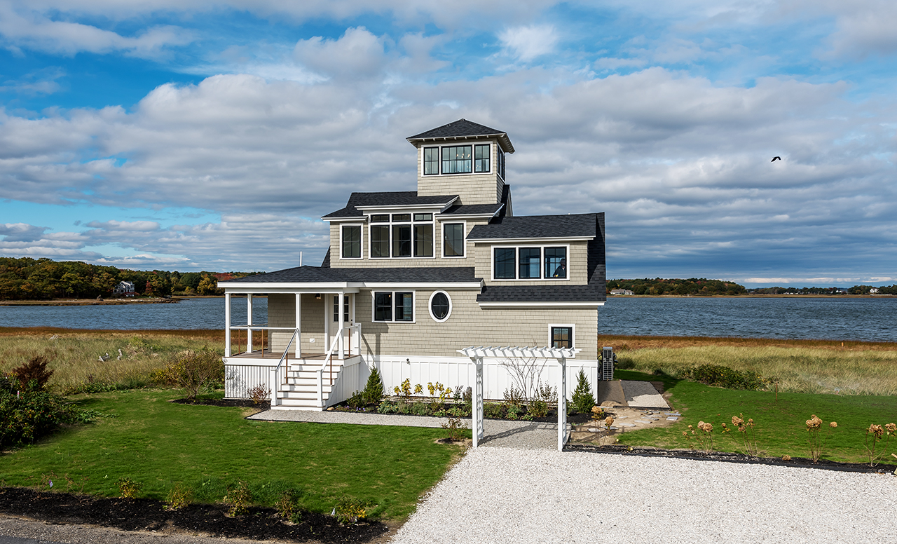 Year-round "cottage" 19 Mile Stretch, Biddeford Pool, Maine. ME1500_63_CC