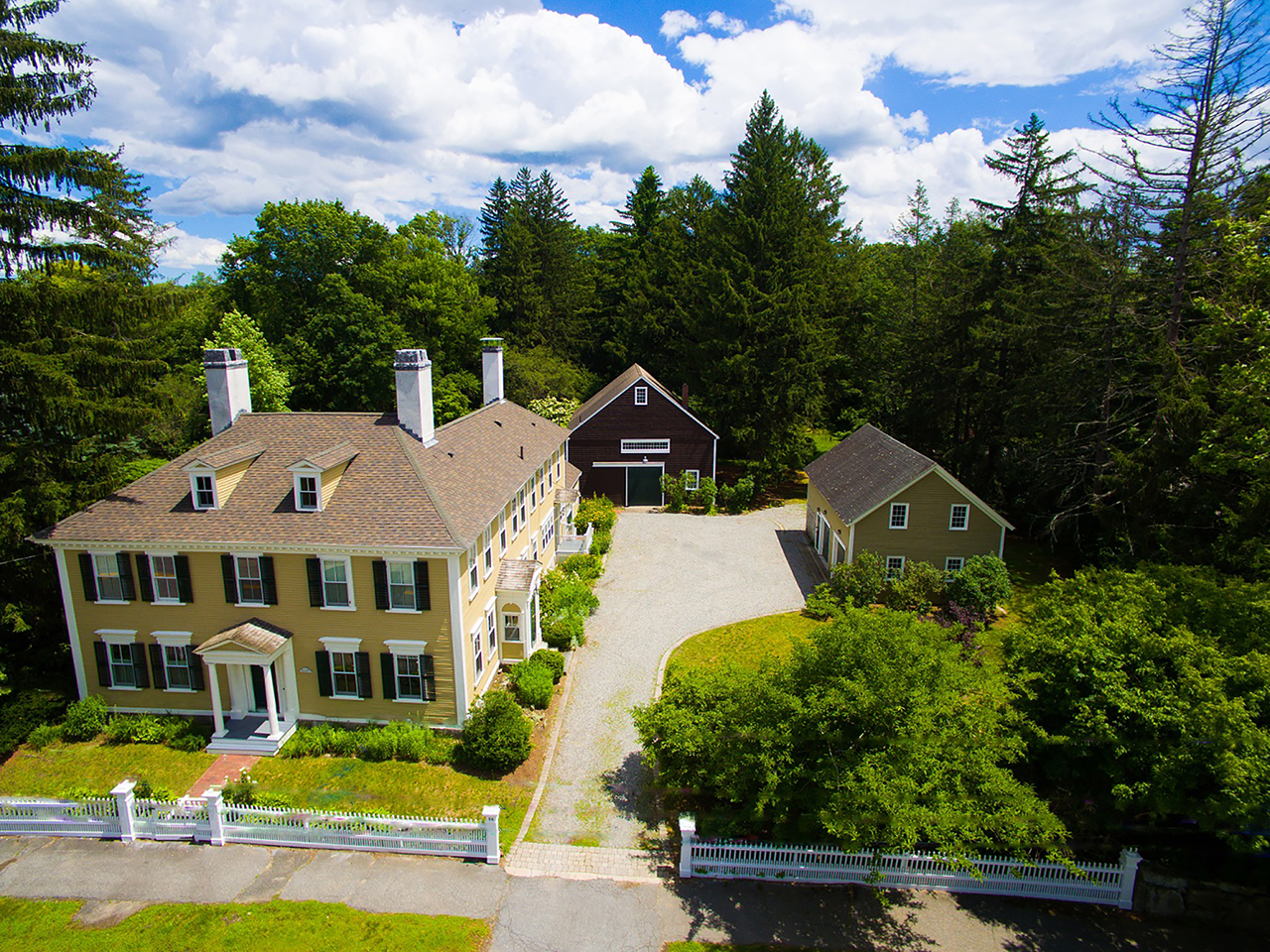 homes near private schools - MA1643