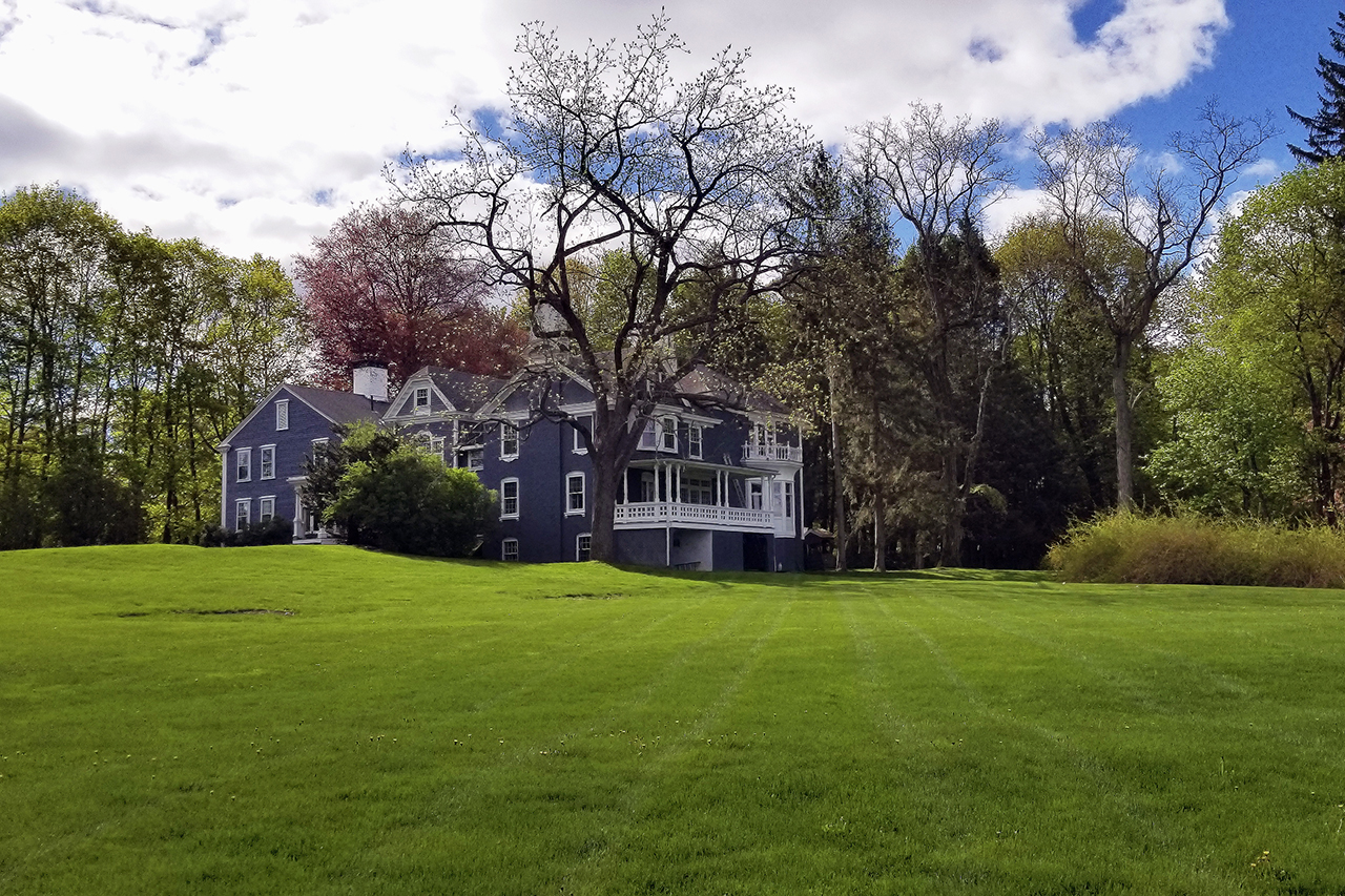 homes near private schools - MA2223
