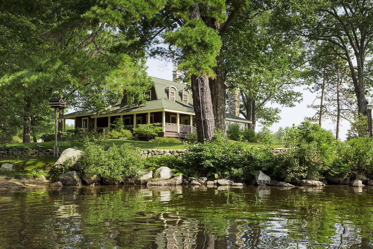homes near private schools