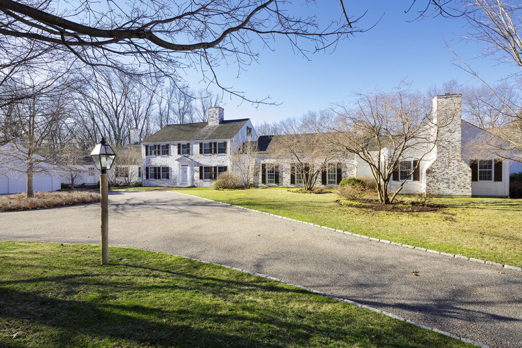 golfer's dream home-VT089